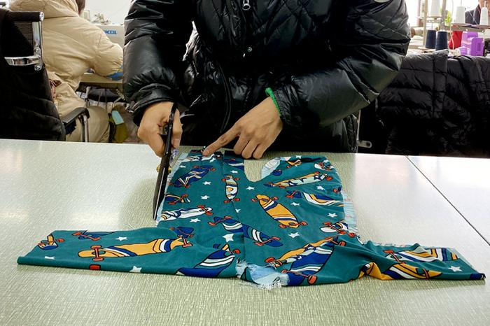 Baby Clothing Start-Ups: Wholesale or Custom?