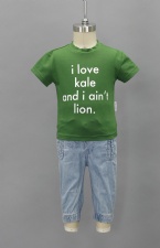 Letter-print Short-sleeve Tee And Denim Capri Pants